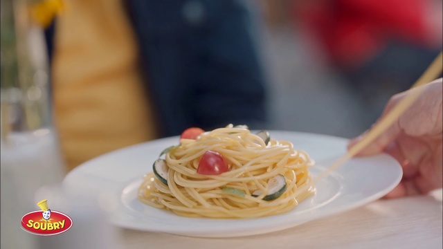Video Reference N0: Cuisine, Al dente, Food, Dish, Spaghetti, Spaghetti aglio e olio, Capellini, Bigoli, Carbonara, Ingredient, Person, Plate, Table, Sitting, White, Pasta, Topped, Small, Restaurant, Sandwich, Cheese, Eating, Woman, People, Fries, Noodle, Pici, Chinese noodles, Bucatini, Stringozzi, Hot dry noodles, Yi mein, Shirataki noodles, Fried noodles, Lo mein, Pancit, Chow mein, Scialatelli, Taglierini, Pasta pomodoro, Yaki udon, Rice noodles, Mie goreng, Vermicelli, Linguine, Instant noodles, Tagliatelle, Trenette, Chinese food, Fideo, Drunken noodles, Yakisoba, Samen, Fettuccine, Udon, Italian food, Lamian, Shahe fen, Naporitan, Singapore-style noodles, Penne, Pasta with pancetta, Soba, Wonton noodles, Lasagnette, Meal