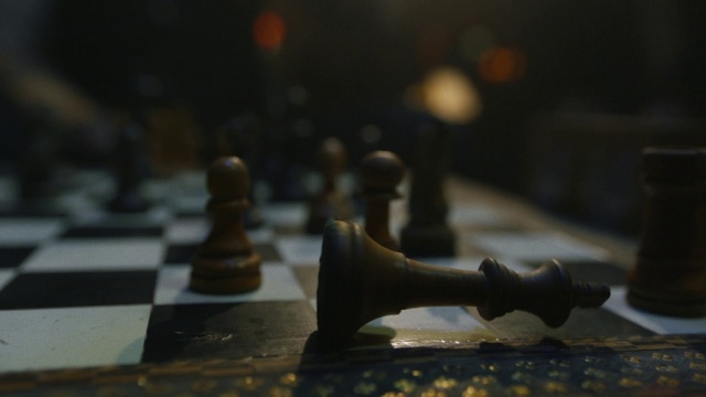 Video Reference N1: Games, Chessboard, Chess, Indoor games and sports, Board game, Tabletop game, Recreation, Still life photography, Photography, Sports equipment