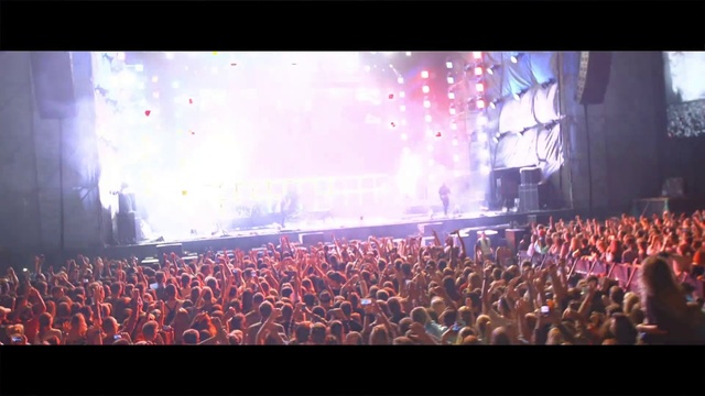 Video Reference N15: Performance, Crowd, Entertainment, People, Stage, Rock concert, Concert, Performing arts, Audience, Event