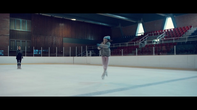 Video Reference N2: Ice skating, Ice rink, Snapshot, Skating, Ice skate, Axel jump, Sports, Recreation, Individual sports, Fun, Person