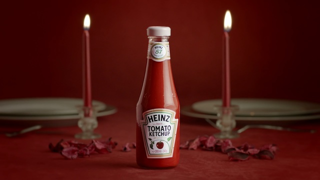 Video Reference N3: Bottle, Lighting, Glass bottle, Still life photography, Candle, Ketchup
