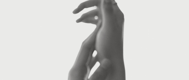 Video Reference N1: photograph, black and white, hand, monochrome photography, neck, joint, shoulder, beauty, standing, photography