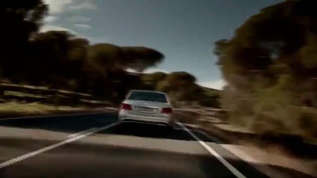 Video Reference N6: Road, Lane, Highway, Vehicle, Mode of transport, Car, Performance car, Freeway, Infrastructure, Driving