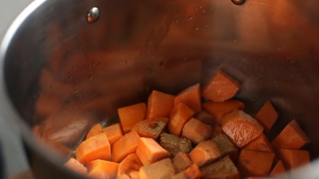 Video Reference N4: Food, Dish, Vegetable, Cuisine, Carrot, Root vegetable, Produce, Vegan nutrition, Butternut squash, Recipe