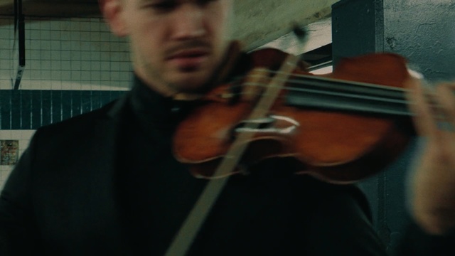 Video Reference N2: violin, bowed stringed instrument, stringed instrument, musical instrument, music, instrument, musical, musician, string, guitar, sound, play