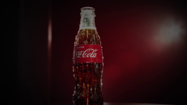 Video Reference N3: Coca-cola, Bottle, Drink, Cola, Soft drink, Glass bottle, Water, Non-alcoholic beverage, Carbonated soft drinks, Coca