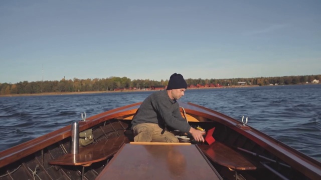 Video Reference N0: Water transportation, Boats and boating--Equipment and supplies, Vehicle, Boating, Watercraft rowing, Boat, Recreation, Waterway, Watercraft, Skiff