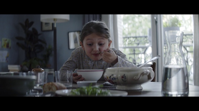 Video Reference N6: Eating, Child, Meal, Food, Sitting, Smile, Toddler, Tableware
