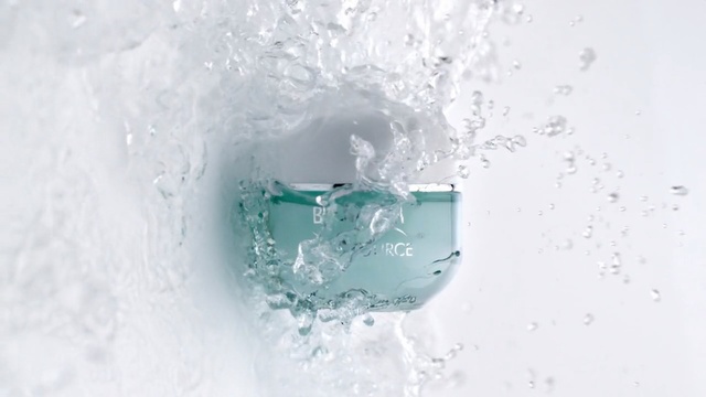 Video Reference N1: water, ice, aqua, freezing, liquid, computer wallpaper, turquoise