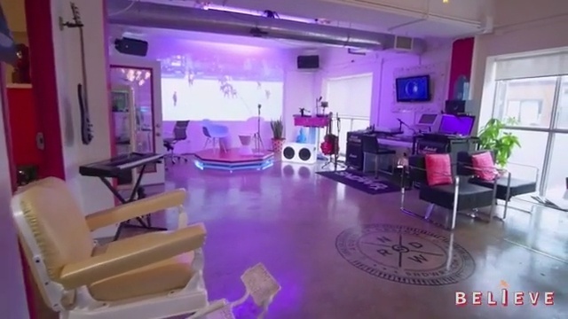 Video Reference N3: purple, property, room, real estate, interior design, function hall, lobby, beauty salon