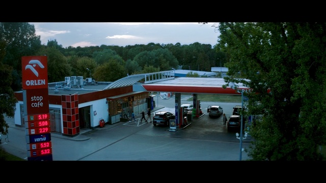 Video Reference N0: Filling station, Building, Business, Architecture, Gasoline, Vehicle, Restaurant