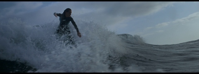Video Reference N2: Surfing Equipment, Surfing, Boardsport, Surfboard, Wave, Wakesurfing, Wind wave, Surface water sports, Skimboarding, Extreme sport