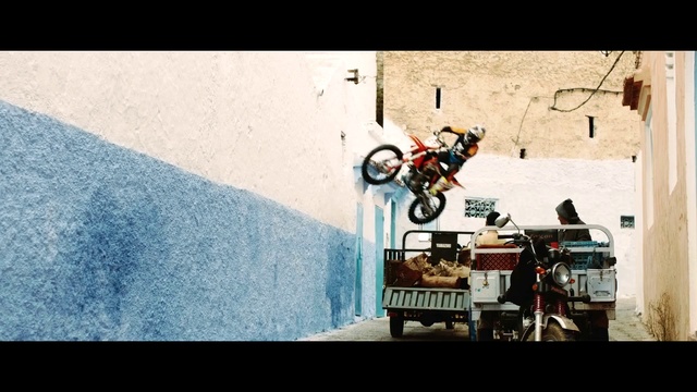Video Reference N12: Wall, Bicycle, Bicycle motocross, Vehicle, Bmx bike, Flip (acrobatic), Freestyle bmx, Stunt, Cycle sport, Street