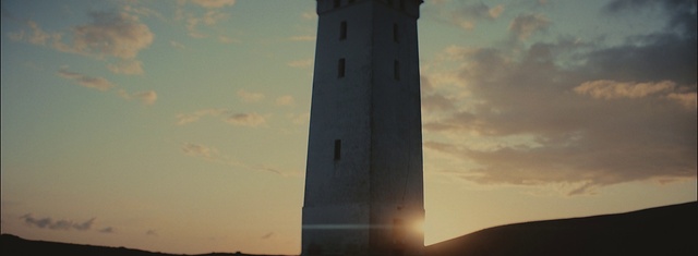 Video Reference N0: Sky, Tower, Landmark, Observation tower, Shot tower, Cloud, Architecture, Lighthouse, Dusk, Sunset