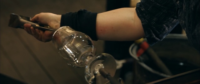Video Reference N3: Arm, Drinkware, Hand, Muscle, Glass, Bottle
