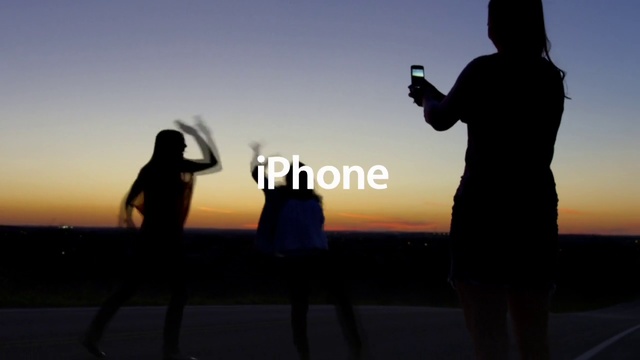 Video Reference N2: Water, Sky, Silhouette, Backlighting, Photography, Friendship, Sunset, Evening, Leisure, Gesture, Person