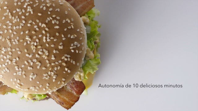 Video Reference N11: hamburger, sandwich, fast food, food, finger food, big mac, veggie burger, bun, junk food, cheeseburger