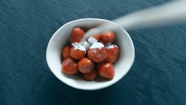 Video Reference N4: strawberry, strawberries, fruit, sweetness, superfood