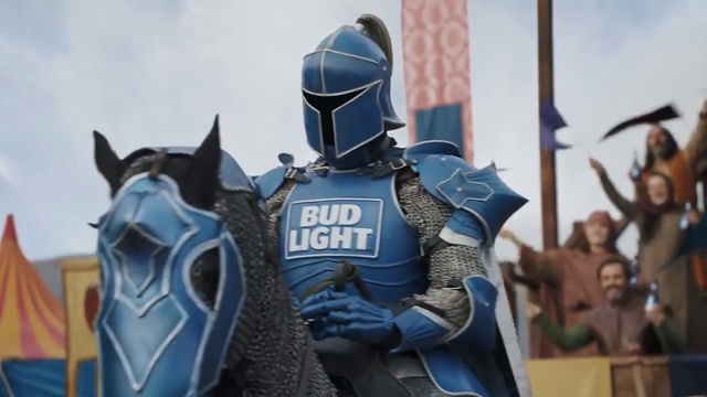 Video Reference N4: Knight, Suit actor, Armour, Fictional character, Cuirass, Action figure, Hero