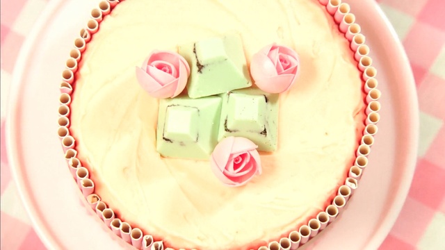 Video Reference N1: pink, torte, cake, cake decorating, buttercream, sugar cake, cream, sugar paste, sweetness, icing