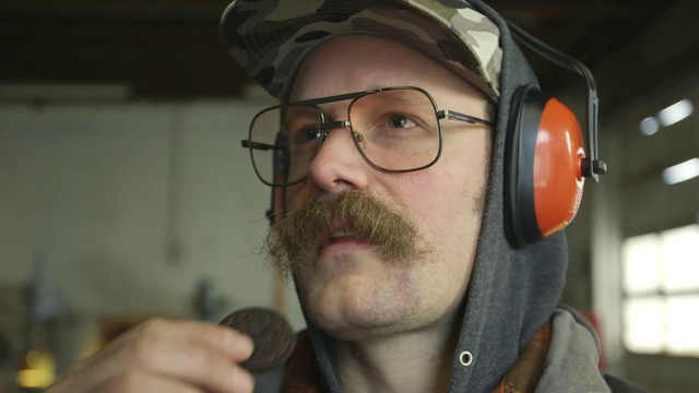 Video Reference N5: Facial hair, Hair, Beard, Audio equipment, Moustache, Chin, Eyewear, Nose, Glasses, Technology