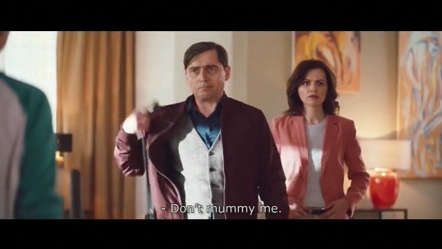 Video Reference N0: suit, formal wear, gentleman, fashion, official, conversation, song, girl, event, Person