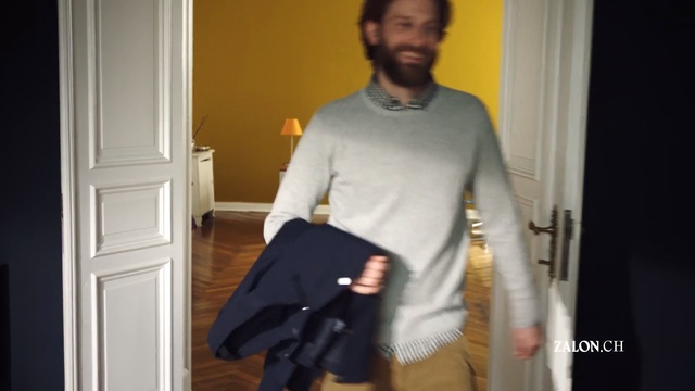 Video Reference N0: Standing, Shoulder, Outerwear, Facial hair, T-shirt, Sleeve, Room, Beard, Neck, Formal wear, Person