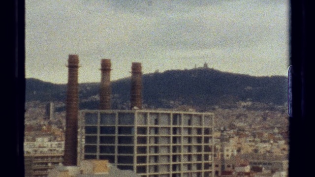 Video Reference N1: Chimney, Building, City, Metal