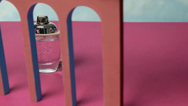 Video Reference N2: Pink, Material property, Magenta, Cosmetics, Glass, Gloss