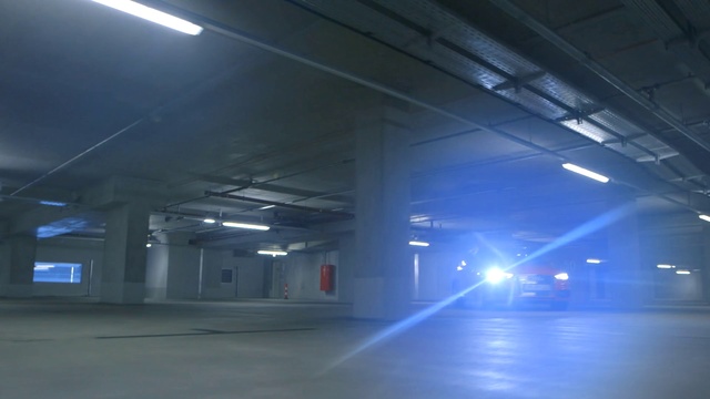 Video Reference N5: Light, Lighting, Parking lot, Parking, Line, City, Night, Architecture, Darkness, Building