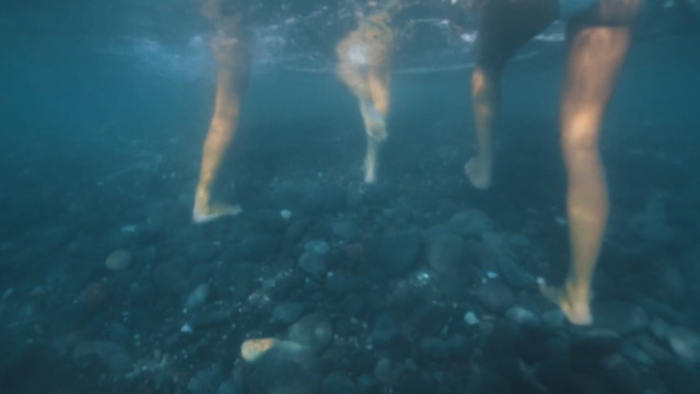 Video Reference N3: Water, Underwater, Blue, Fun, Leg, Sky, Swimming, Recreation, Leisure, Sea