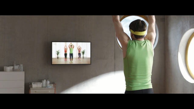 Video Reference N4: Photograph, Green, Yellow, Snapshot, Arm, Room, Photography, Headgear, Abdomen, Top, Person