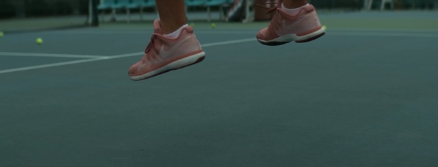 Video Reference N1: footwear, shoe, sport venue, tennis court, racquet sport, tennis, leisure, player, sports, play