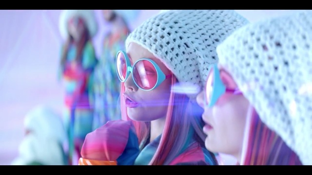 Video Reference N1: Eyewear, Cool, Sunglasses, Pink, Knit cap, Fun, Headgear, Beanie, Glasses, Vision care