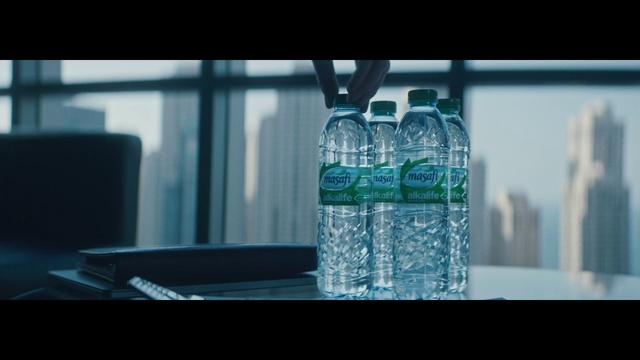 Video Reference N0: Water, Blue, Green, Drinking water, Glass, Bottle, Transparent material, Glass bottle, Product, Bottled water