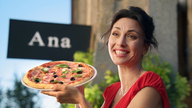 Video Reference N3: Dish, Food, Pizza, Cuisine, Comfort food, Eating, Smile, Recipe, Italian food, Ingredient, Person