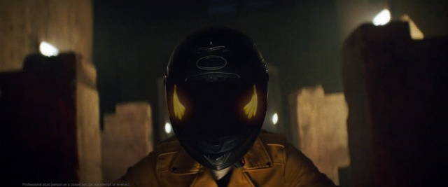 Video Reference N1: Helmet, Personal protective equipment, Screenshot, Headgear, Darkness, Motorcycle helmet, Fictional character, Games, Person