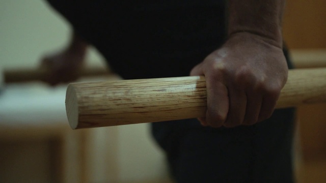 Video Reference N1: Hand, Mallet, Wood, Hardwood, Txalaparta, Hammer