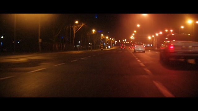 Video Reference N5: Night, Street light, Light, Road, Lighting, Lane, Mode of transport, Asphalt, Sky, Darkness