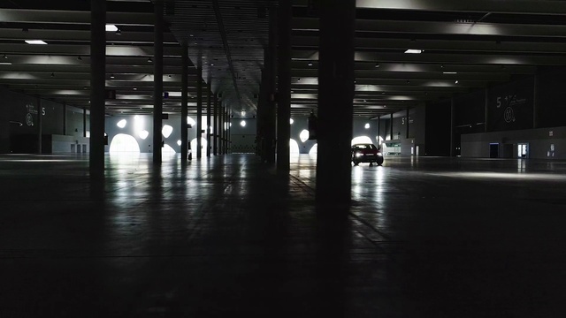 Video Reference N1: Floor, Light, Flooring, Architecture, Darkness, Building, Sky, Line, Night, Hall