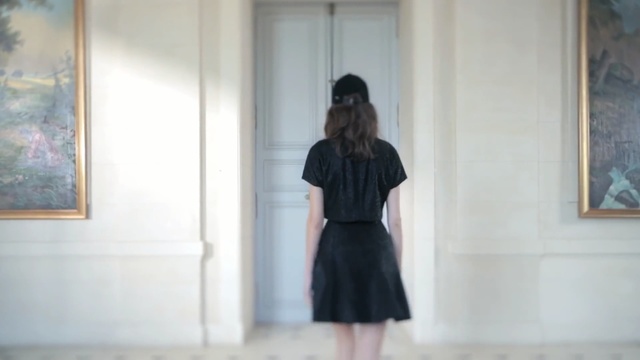 Video Reference N0: White, Black, Photograph, Shoulder, Clothing, Blue, Fashion, Dress, Standing, Little black dress