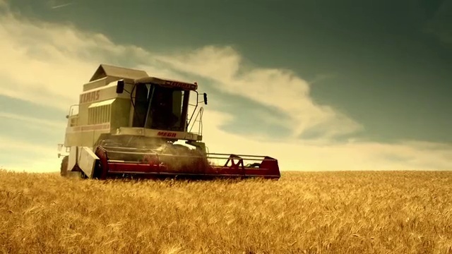 Video Reference N1: Field, Agriculture, Crop, Harvester, Harvest, Transport, Vehicle, Commercial vehicle, Farm, Grassland