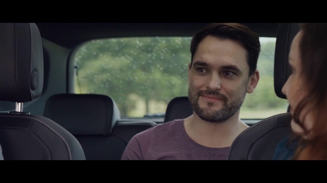 Video Reference N8: Face, Facial hair, Head, Beard, Mode of transport, Driving, Screenshot, Fun, Family car, Vehicle door