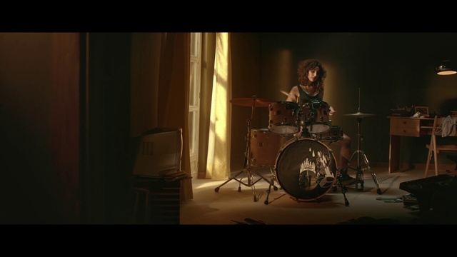 Video Reference N1: Music, Musician, Percussion, Drums, Drum, Musical instrument, Darkness, Drummer, Performance, Screenshot