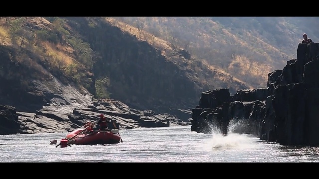 Video Reference N1: water, waterway, river, sky, geological phenomenon, terrain, mountain, sea, wave, landscape