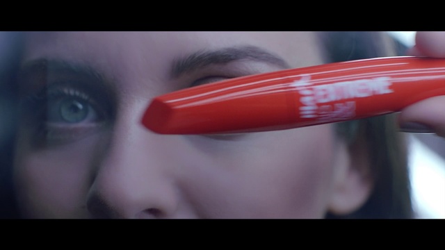 Video Reference N3: Lip, Red, Face, Eyebrow, Skin, Nose, Cosmetics, Lip gloss, Lipstick, Beauty