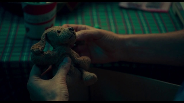 Video Reference N0: Teddy bear, Turquoise, Hand, Finger, Toy, Leg, Animation, Stuffed toy