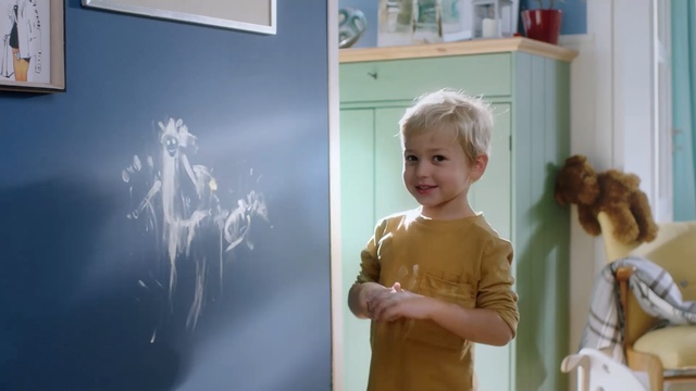 Video Reference N0: Child, Room, Blond, Toddler, Visual arts, Art, Window, Portrait, Person