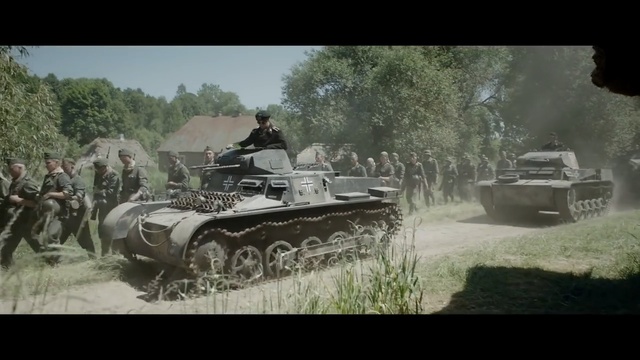 Video Reference N0: Combat vehicle, Tank, Military vehicle, Self-propelled artillery, Vehicle, Churchill tank, Military organization, Mode of transport, Armored car, Military, Person