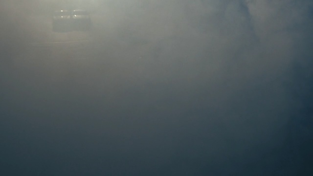 Video Reference N2: Blue, Atmosphere, Atmospheric phenomenon, Daytime, Sky, Haze, Water, Cloud, Calm, Mist